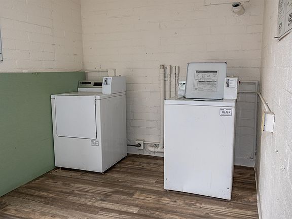 5th image of 2411 S 6th Ave APT 10