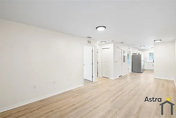 966 22nd Ave S #101 — Photo 1