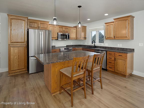 5th image of 509 37th St E