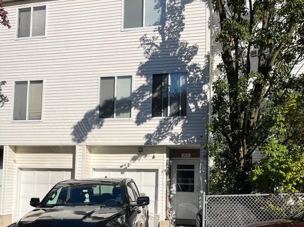 365 Aspen Knolls Way, Staten Island, NY 10312