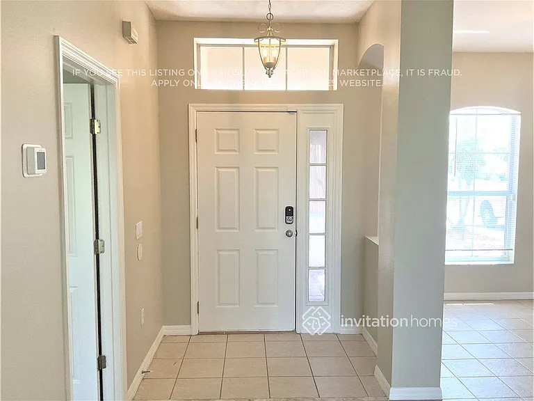 3528 Forest Park Dr — Photo 2