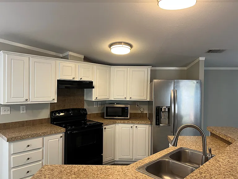 8840 Cross Mountain Trl #104 — Photo 3