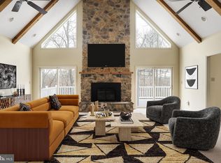 1380 Adams Rd, Winchester, VA 22603