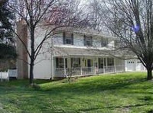 103 Mockingbird Ln, Oak Ridge, TN 37830