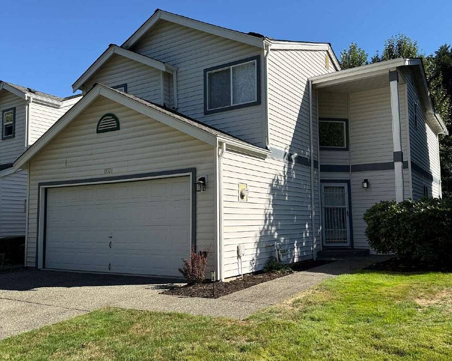 1st image of 11521 SE 221st Pl