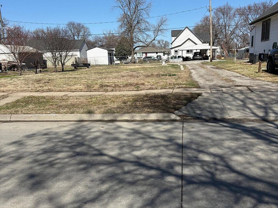 1st image of 24 Th 5 Ave