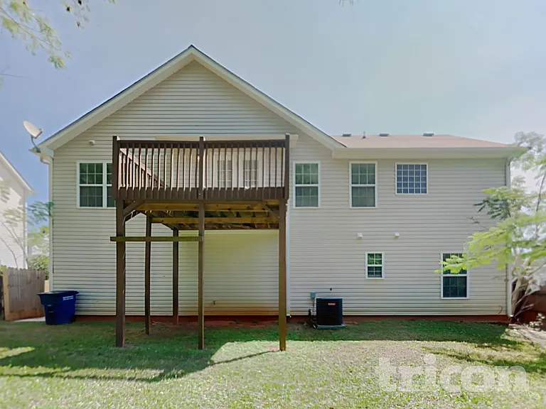 6355 Queensdale Dr — Photo 31