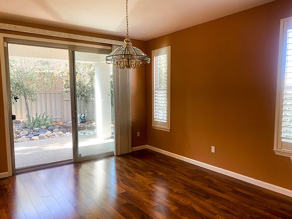 4th image of 501 Silverwood Ct