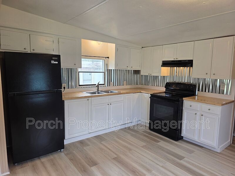 1st image of 1207 Mills Ave