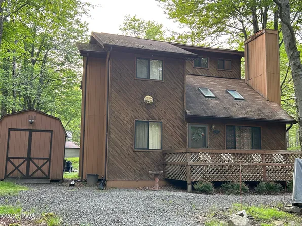 1024 Pitt Rd, Newfoundland, PA 18445