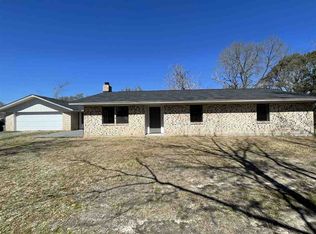 1009 Lansing St, Orange, TX 77630