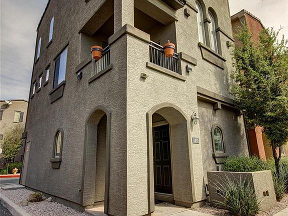 3rd image of 2402 E 5TH Street #1431