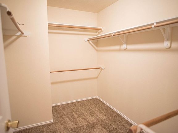 5th image of 21107 Somerset Park Ln