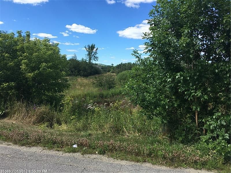 2nd image of 233 Limerock St