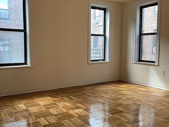 5th image of 3620 168th St #5