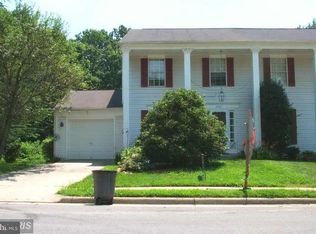 5927 Powells Landing Rd, Burke, VA 22015