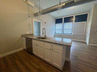 22 Richard St #B104, New Haven, CT 06513