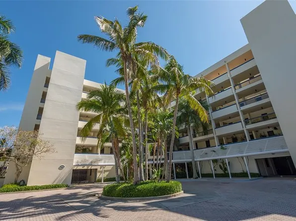 1932 Harbourside Dr Unit 232, Longboat Key, FL 34228