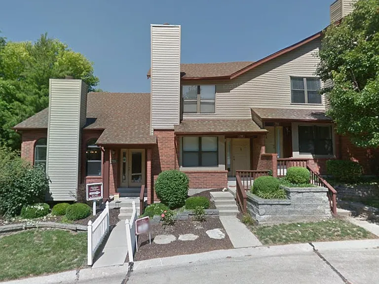Chesterfield Village Townhomes — Photo 2