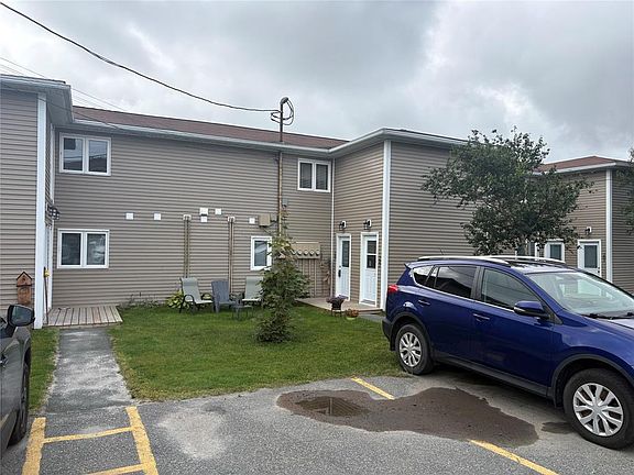3rd image of 1541 Topsail Road UNIT 102