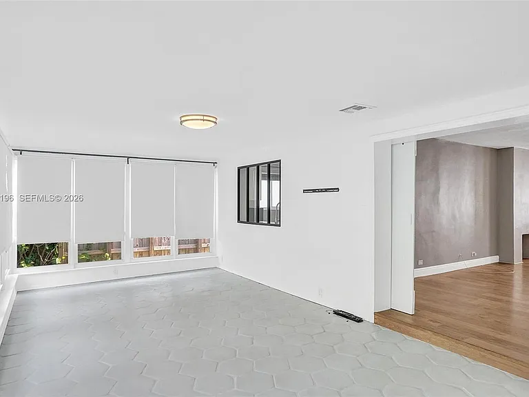 9040 Carlyle Ave — Photo 27
