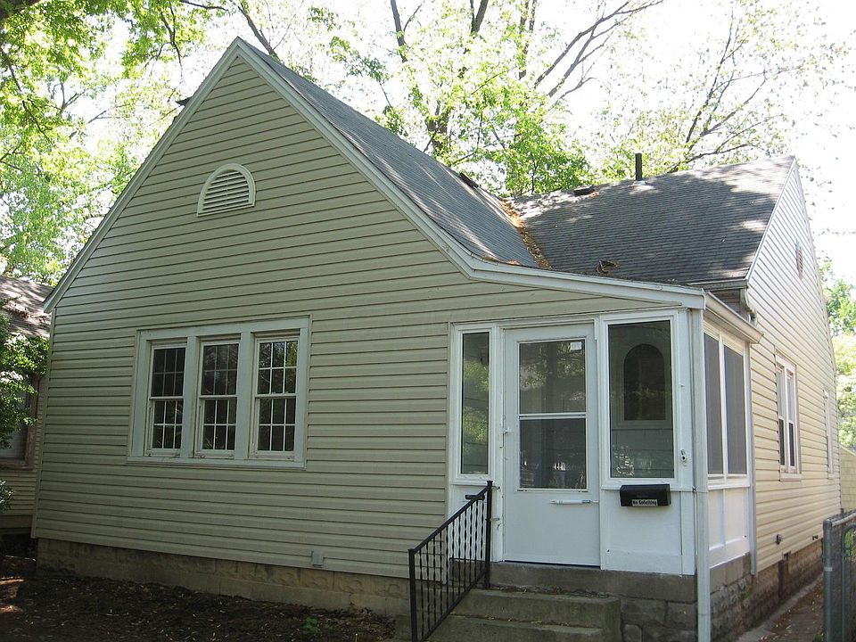 1st image of 483 E Oakland Ave