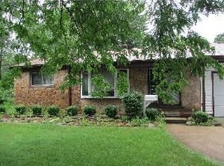 1321 McCarthy Ct, Ypsilanti, MI