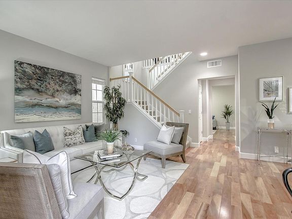 5th image of 3727 Evangelho Cir