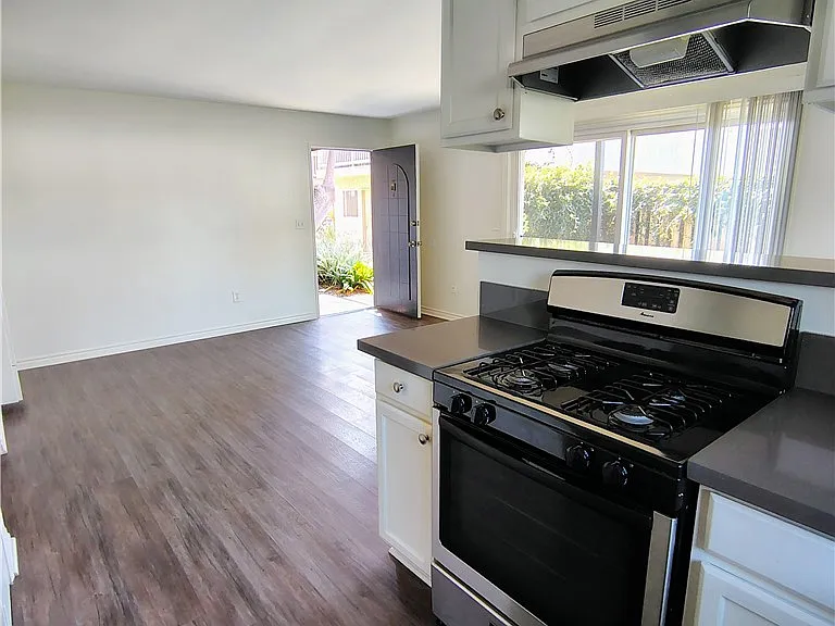4921 Charlene Cir — Photo 9