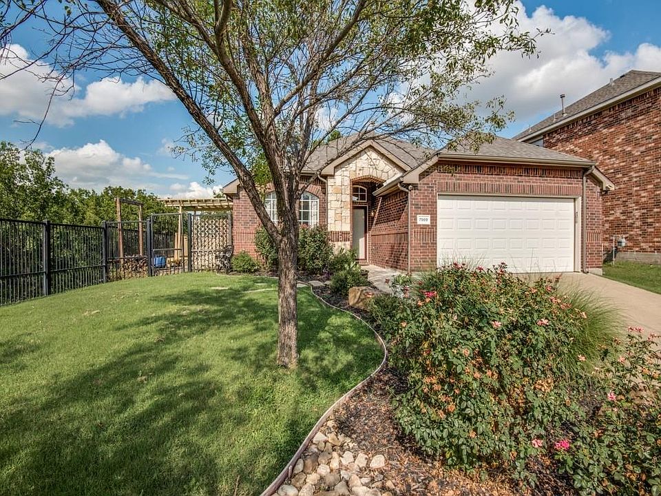 1st image of 7989 Glenway Dr