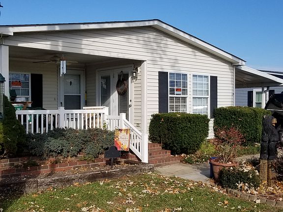 2nd image of 209 River Oak Cir
