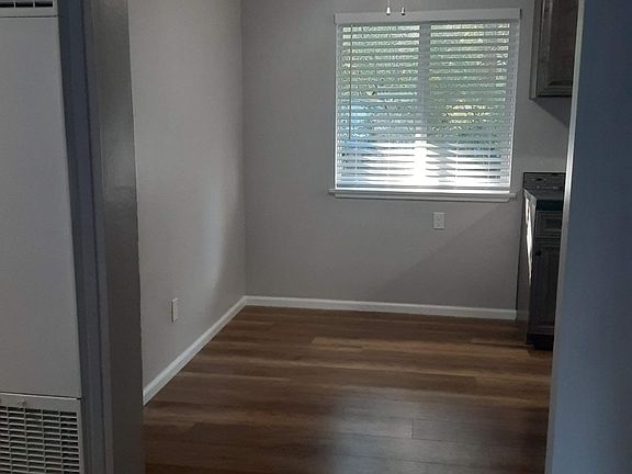 3rd image of 807 Hazel Dr #10