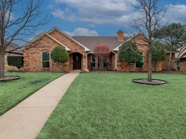 3 Kim Ct, Mansfield, TX 76063