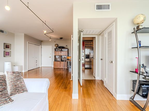 5th image of 5700 Collins Ave APT 6H