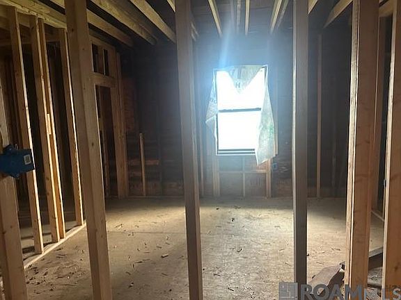 5th image of 3070 Hiawatha St