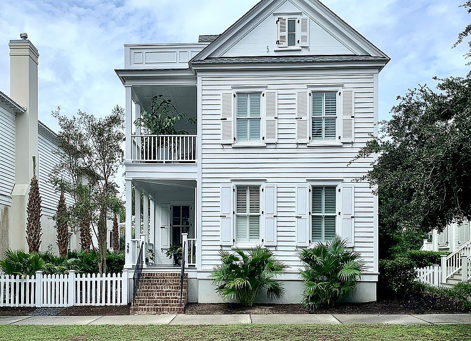 1st image of 229 N Shelmore Blvd