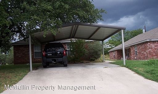 1st image of 803 E Avenue I
