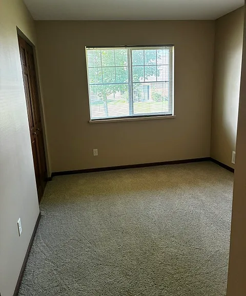 1811 Oban Dr — Photo 18