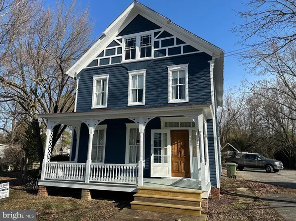 204 Maple Ave, Greensboro, MD 21639