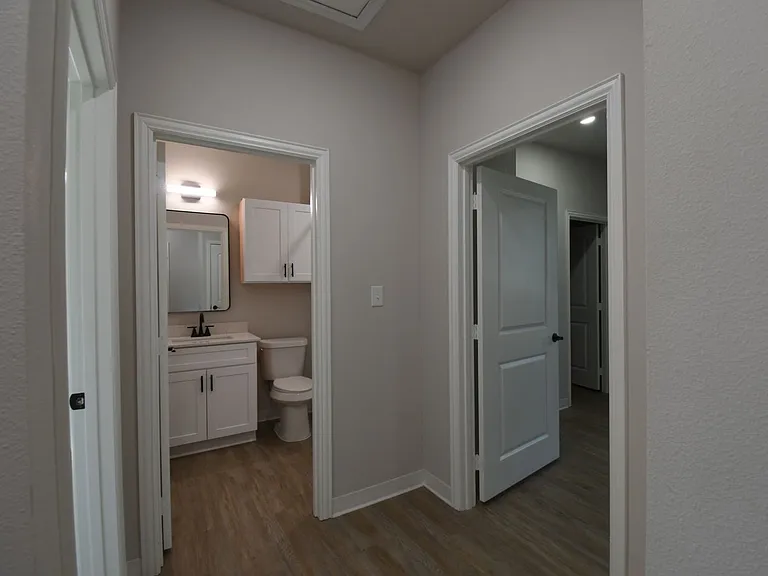1158 E Earle St — Photo 18