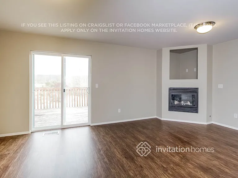 205 Phoenix Ave SW — Photo 3