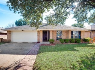 2705 Ridge Rd N, Fort Worth, TX 76133