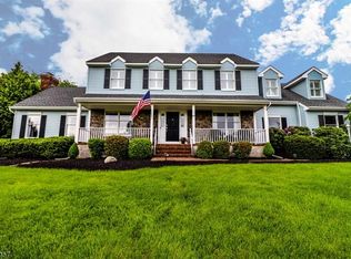 24 Ewing Dr, Flemington, NJ 08822