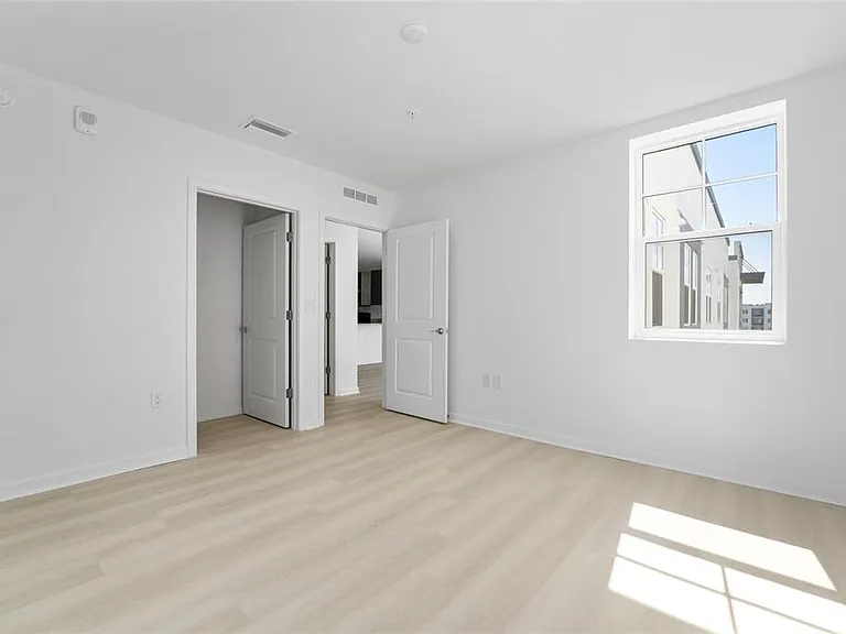 5587 Millenia Park Blvd #515 — Photo 15