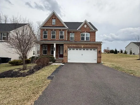2575 Bailey Cir, Huntingdon Valley, PA 19006