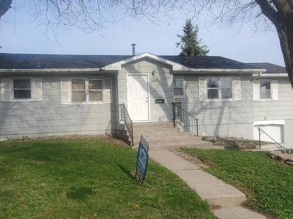 102 S 27th St, Denison, IA 51442