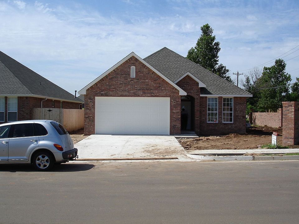 1st image of 11340 NW 121st Pl