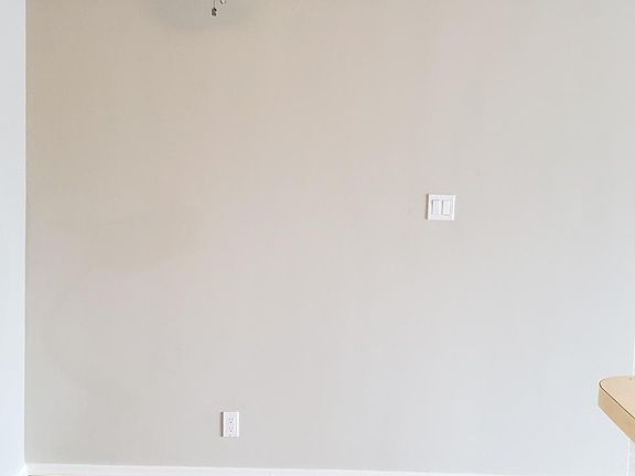 4th image of 255 Temple Ave APT 2