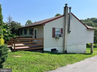 1285 N Ironstone Dr, Boyertown, PA 19512