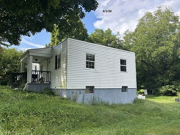2nd image of 519 Catron St